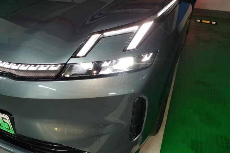 Used Lynk & Co 08 EM-P 2025 245km Ultra-Long Range Halo Left Front Headlight