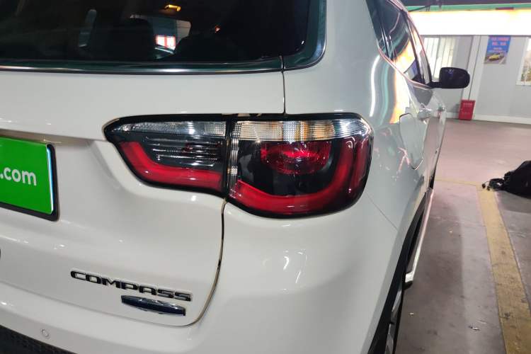 Used Jeep Compass 2017 200T Automatic Family Edition
