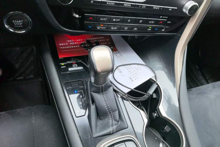 Used Lexus RX 2016 300 Two-Wheel Drive Comfort Edition China V Standard Gear Lever