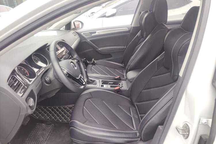 Used Volkswagen Golf 2020 Zhiai Edition 280TSI DSG Comfort Model