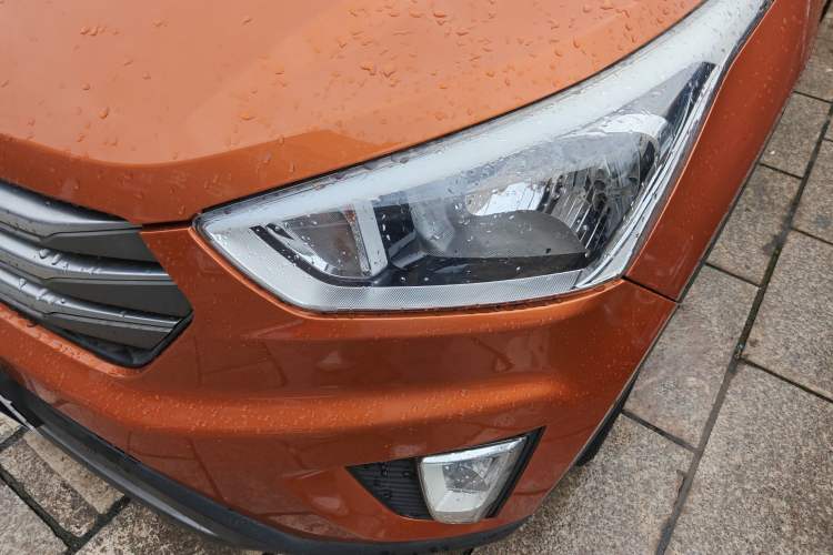 Used Hyundai ix25 2015 1.6L Automatic Two-Wheel Drive Smart GLS Trim Left Front Headlight