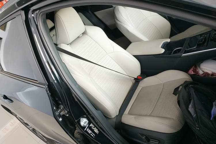 Used Toyota FAW bZ4X 2022 Two-Wheel Drive Long-Range PRO Version
