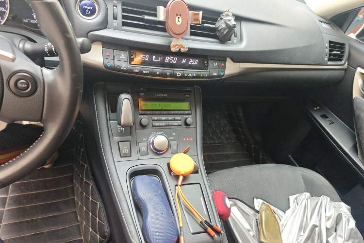 Used Lexus CT 2017 CT200h Elite Edition Monotone China VI