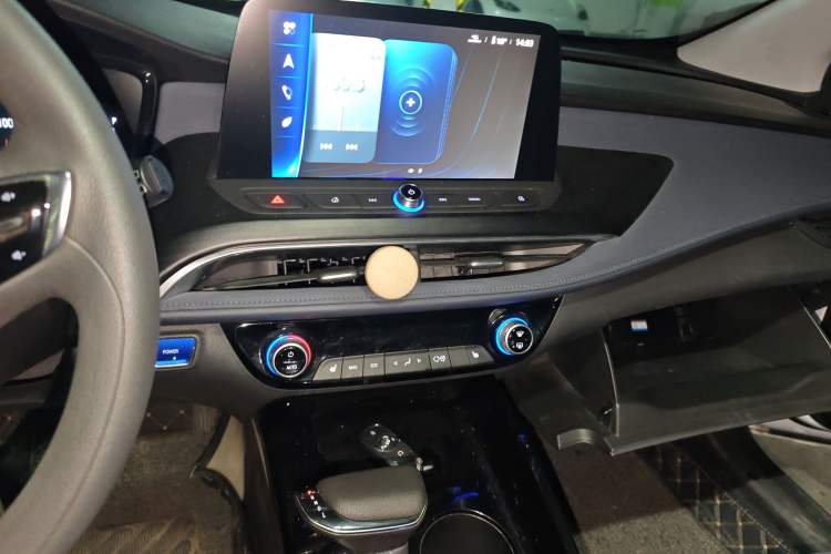 Used Buick Velite 6 2020 Plug-in Hybrid Connected Smart Edition Audio And AC Panel