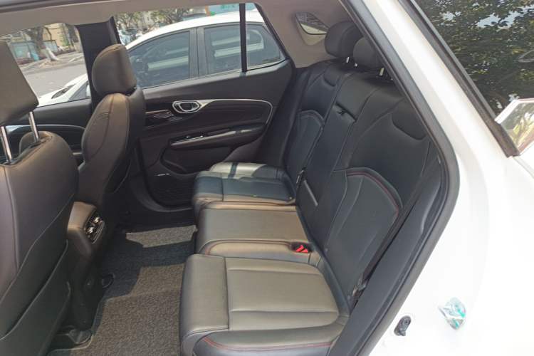 Used AION V 2021 Plus 70 Smart Technology Edition Lithium Iron Phosphate Left Rear Seat