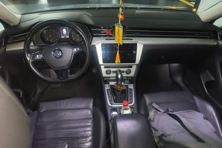 Used Volkswagen Variant 2018 380TSI Two-Wheel Drive Comfort Edition