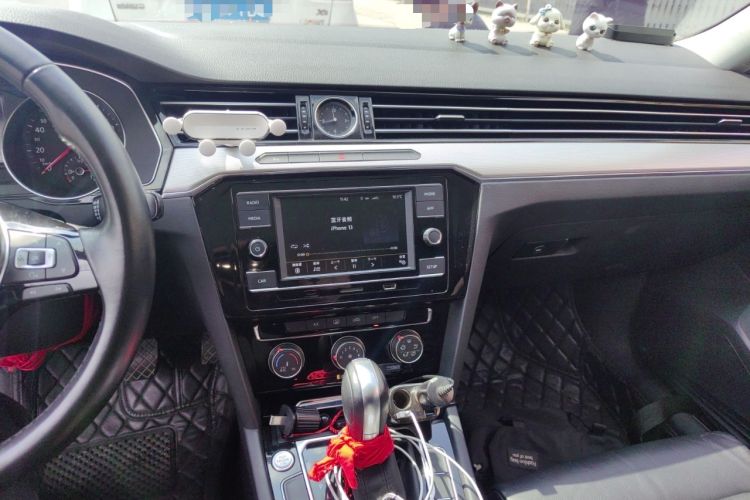 Used Volkswagen Magotan 2018 330TSI DSG Advanced Model
