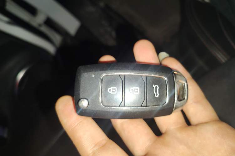 Used Dongfeng Fengon 500 2021 1.5L CVT Enjoyment Model Interior 1