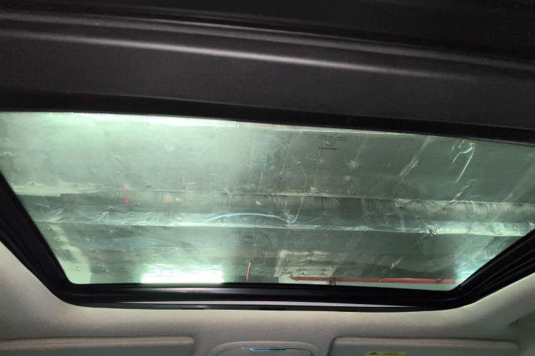 Used Jeep Cherokee 2016 2.4L Leading Edition Headliner