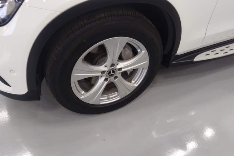 Used Mercedes-Benz GLC 2020 GLC 260 L 4MATIC Dynamic Model
