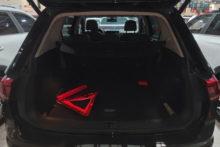 Used Volkswagen Tiguan L 2022 330TSI Automatic Two-Wheel Drive Smart Edition