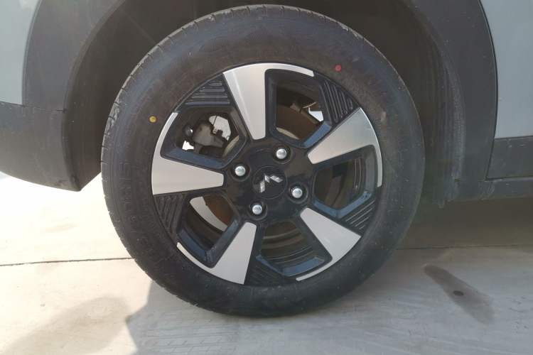 Used Wuling Bingo PLUS 2024 401 km Range 5-Seater Version