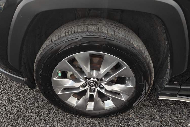 Used Toyota Wildlander 2021 2.0L CVT 4x4 Luxury Edition
