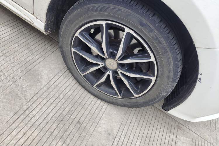 Used BYD Song MAX 2018 1.5T Automatic Smart Connect Luxury 6-Seater
