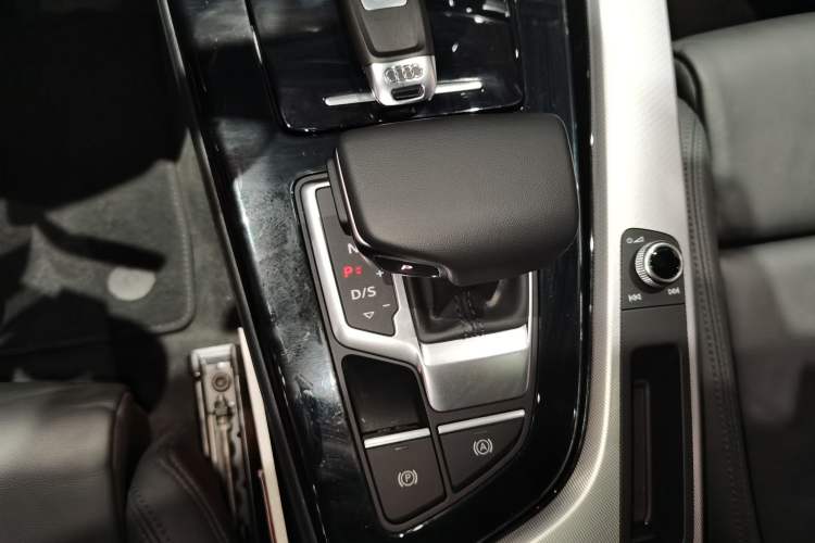 Used Audi A5 2023 Coupe 40 TFSI Fashionable and Dynamic Model
