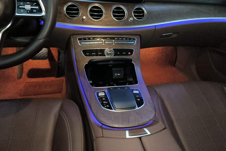 Used Mercedes-Benz E-Class 2019 E 300 L Luxury Model
