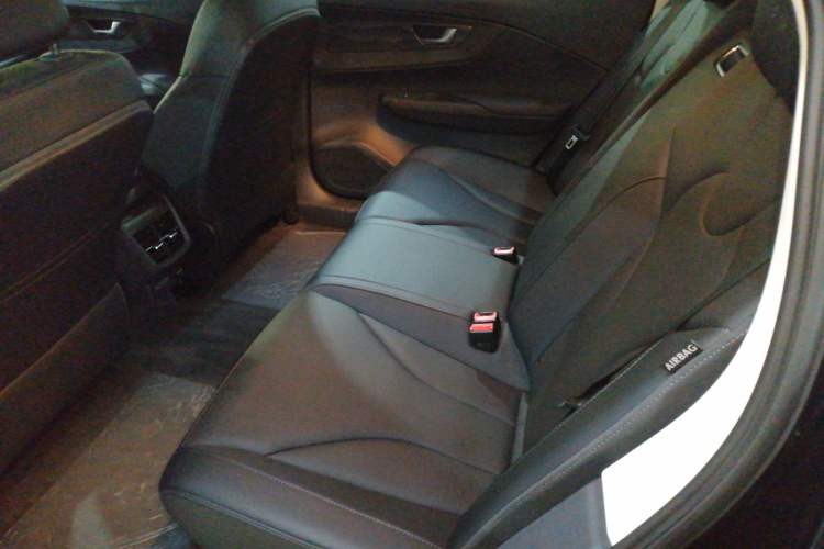 Used Hongqi E-QM5 2021 Online Booking Charging T3 Edition 5-Seater
