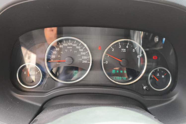 Used Jeep Compass 2013 2.0L two-wheel drive luxury version
