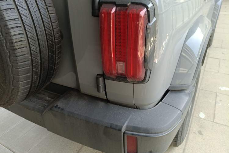 Used Tank 300 2023 City Edition 2.0T—Stylish as Ever Right Rear Taillight