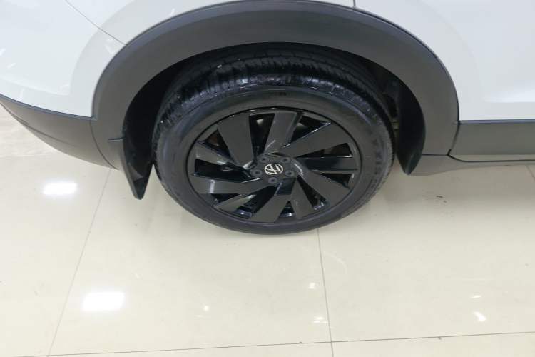 Used Volkswagen Tharu 2025 New Sharp 300TSI Ambitious Edition Right Rear Wheel Hub