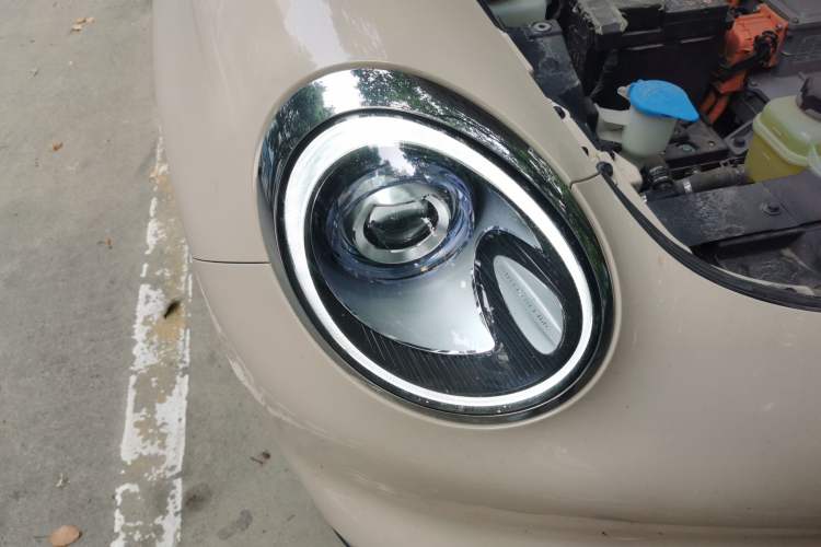 Used ORA Good Cat 2021 400km Standard Range Venus Edition Lithium Iron Phosphate
