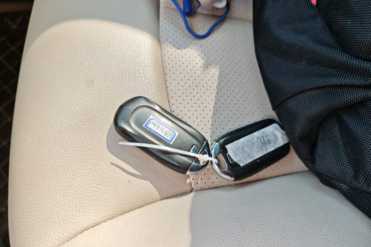 Used Buick GL8 2023 Land Executive Class Smart Enjoyment Model Vehicle Key