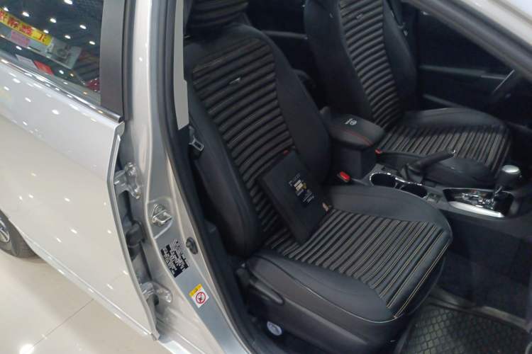 Used Toyota Corolla 2017 Revised Version 1.2T S-CVT GL-i
