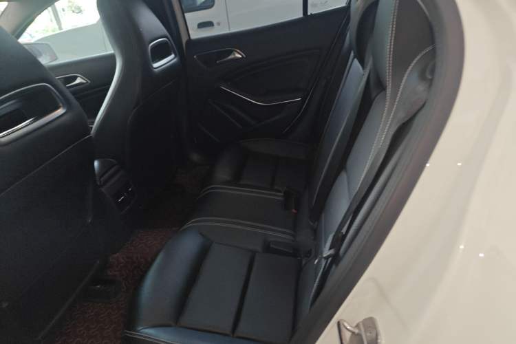 Used Mercedes-Benz GLA 2018 GLA 200 Sport Edition Left Rear Seat