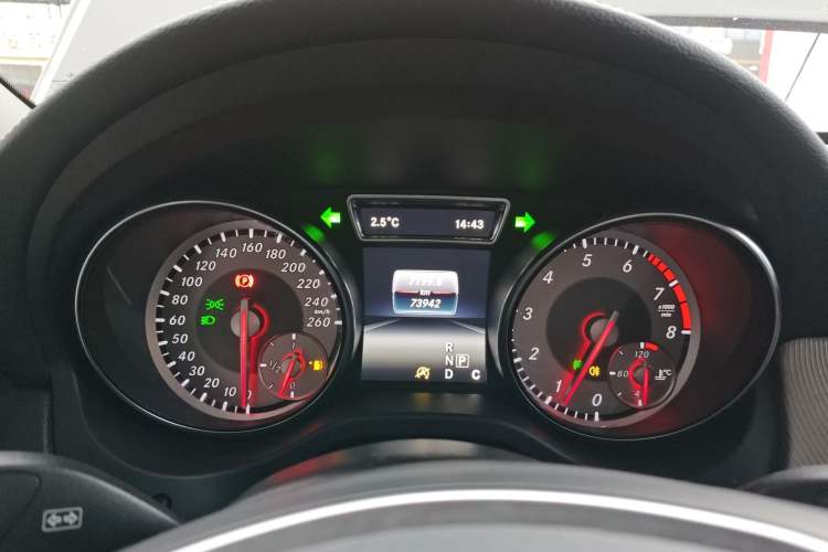 Used Mercedes-Benz GLA 2016 GLA 200 Fashion Model