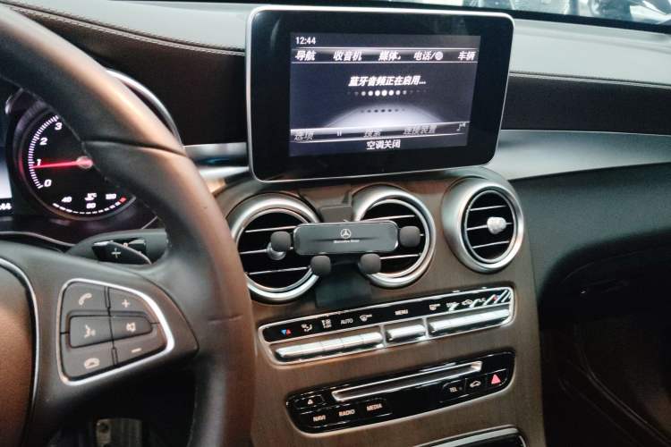 Used Mercedes-Benz GLC 2019 GLC 260 L 4MATIC Dynamic Model