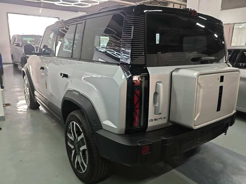 Used iCAR 03 2024 472km Four-Wheel Drive Long-Range Version — 4