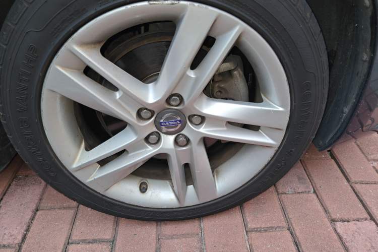 Used Volvo V60 2014 Restyled T5 Zhiya Edition Right Front Wheel Hub