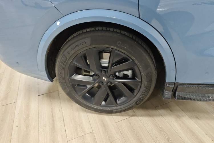 Used Li Auto L8 2023 Max model