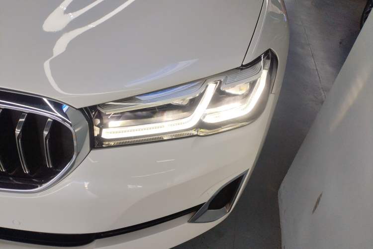 Used BMW 5 Series 2021 525Li Luxury Package Left Front Headlight
