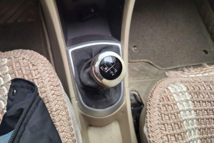 Used Hyundai Verna (older generation) 2010 Sedan 1.4L Manual Comfort GS