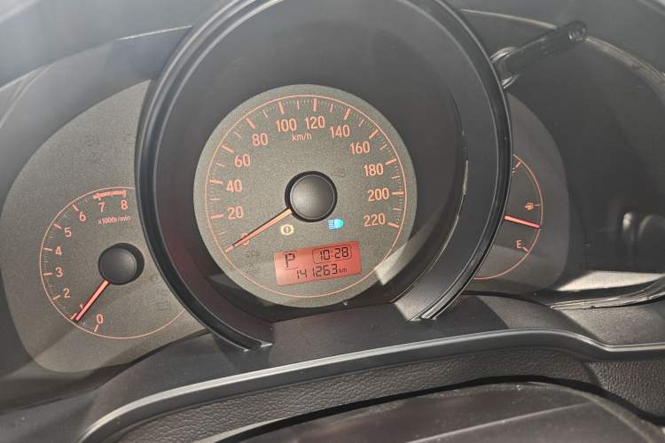 Used Honda Fit 2014 1.5L LX CVT Comfort Model Instrument Cluster