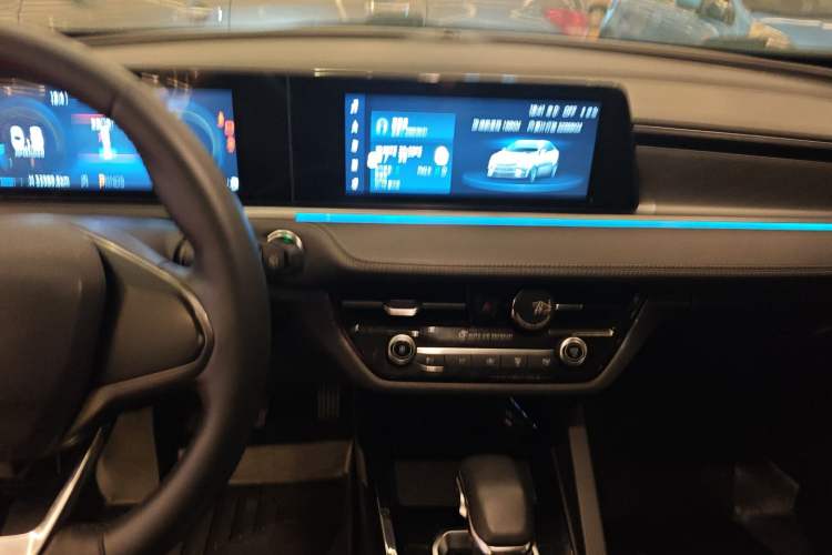 Used Ford Escort 2021 1.5L Automatic Diamond Edition Audio And AC Panel