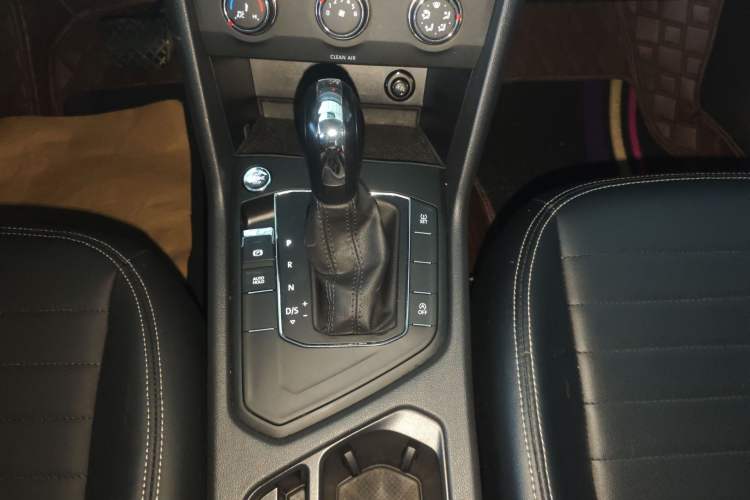 Used Volkswagen Tharu 2021 280TSI Two-Wheel Drive Trend Edition
