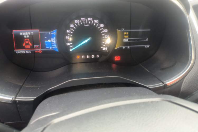 Used Ford Edge 2016 EcoBoost 245 Four-Wheel Drive Titanium Edition 7-Seater
