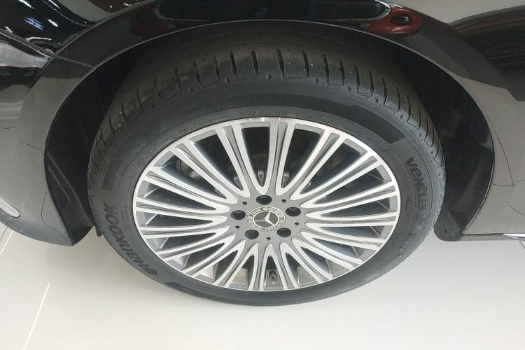 Used Mercedes-Benz E-Class 2021 Facelift E 300 L Stylish Edition