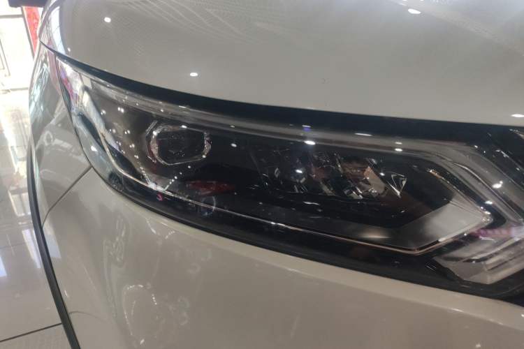 Used Nissan Qashqai 2021 2.0L CVT Luxury Edition Right Front Headlight