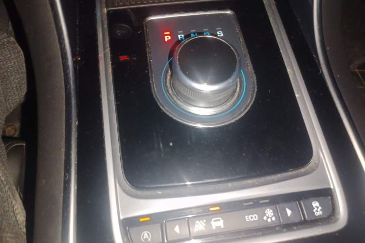 Used Jaguar XFL 2017 XFL 2.0T 200PS Windflower Edition
