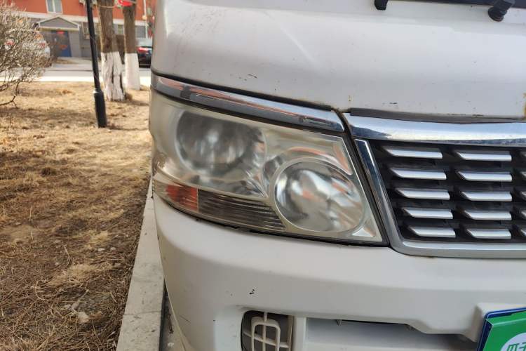 Used Jinbei Hiace 2011 2.0L 5th Generation Kuaiyunwang Standard Version 4G19
