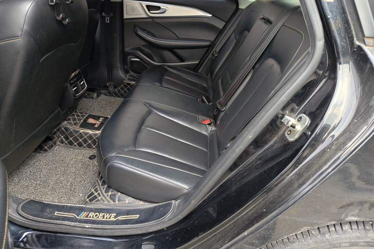 Used Roewe i6 MAX 2020 300TGI Automatic Sporty Cool Edition
