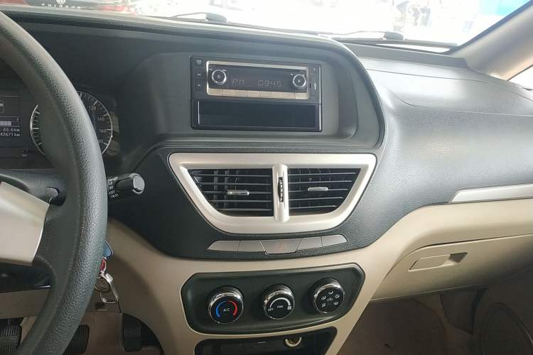 Used Dongfeng Shuaike 2016 1.6L Manual Comfort Model