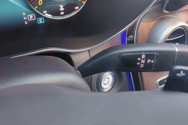 Used Mercedes-Benz GLC 2022 Refreshed GLC 300 L 4MATIC Dynamic Edition Prestige Version Gear Lever