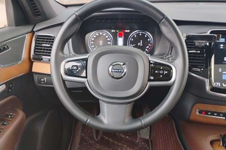 Used Volvo XC90 2022 B6 Zhiyi Luxury Edition 7-Seater Steering Wheel