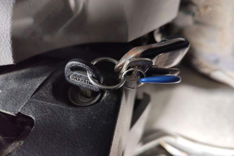 Used Jinbei New Hiace X30L 2016 1.5L Wealth Edition DLCG14 Vehicle Key