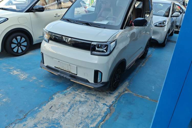 Used Wuling Hongguang MINIEV 2022 GAMEBOY 200km Gaming Edition with Lithium Iron Phosphate
