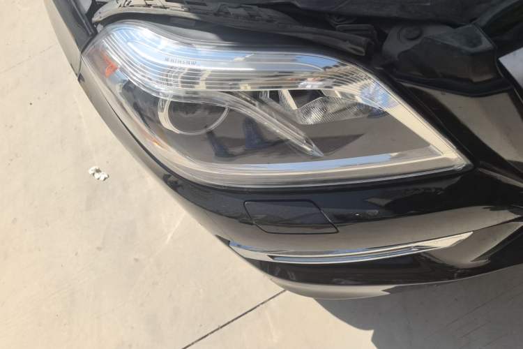 Used Mercedes-Benz GLA  Right Front Headlight